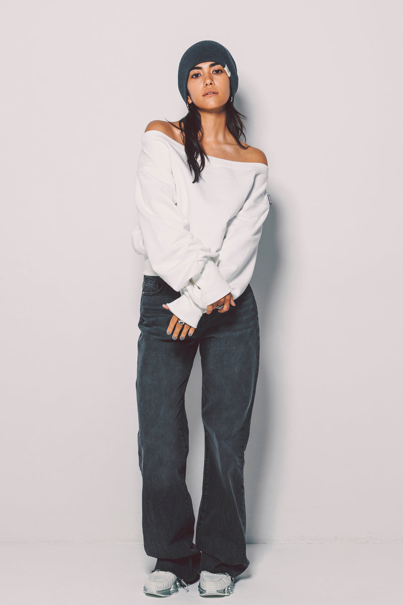 Off-Shoulder Sweatshirt【V2532203】