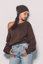 Off-Shoulder Sweatshirt【V2532203】